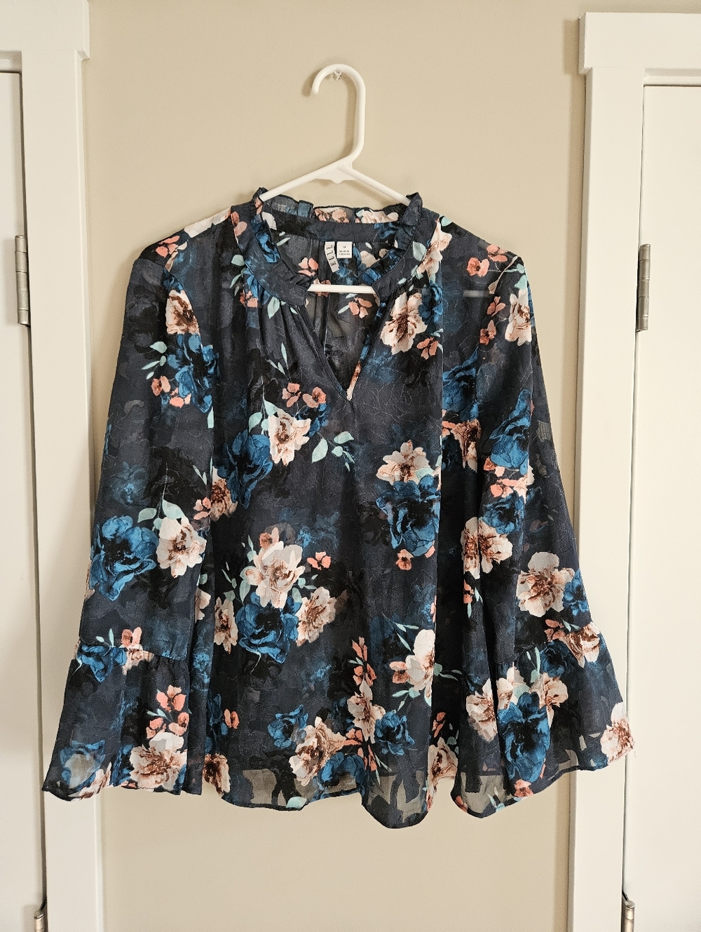 Elle Floral Ruffle-Trim Boho Bohemian Cottage Office Blouse Floral Spring Summer